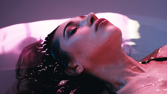 Sensory Deprivation Tanks – What Are They – How They Work – Benefits - PineTales