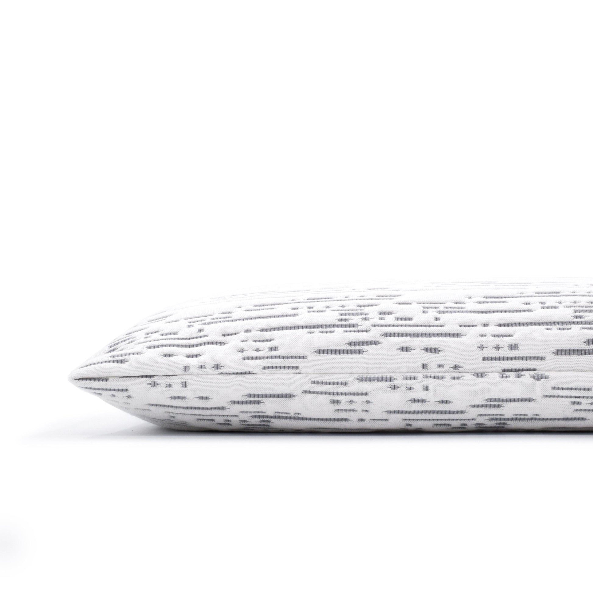 closeup of front profile view of the pillow